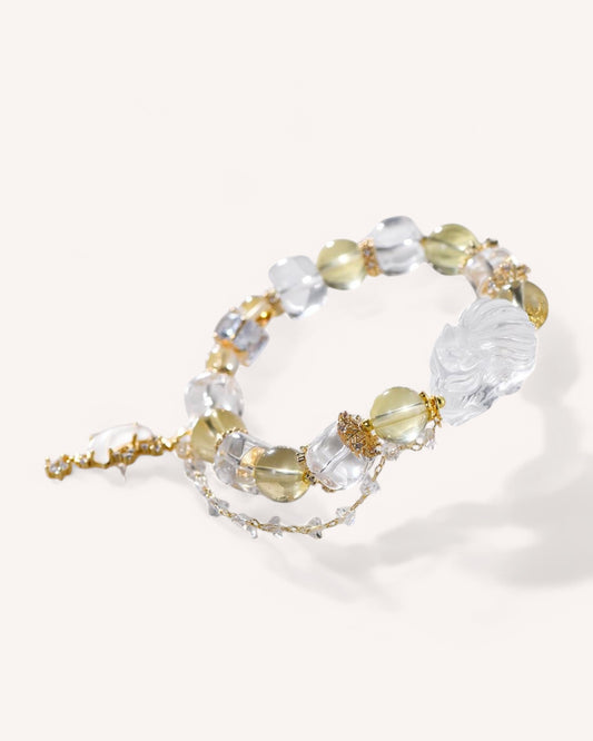 Citrine & White Quartz Manifestation Bracelet – Showcased elegantly to highlight its spiritual energy. This crystal bracelet attracts abundance, removes negativity, and supports goal-setting and personal growth